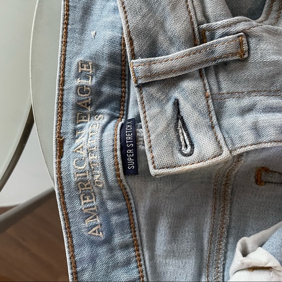 MULTICOLOR PATCH RIPPED JEANS - Picture 4 of 9